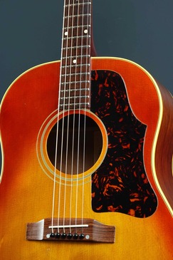 Gibson / J-45 2006 【イシバシ楽器心斎橋店】 - YouTube