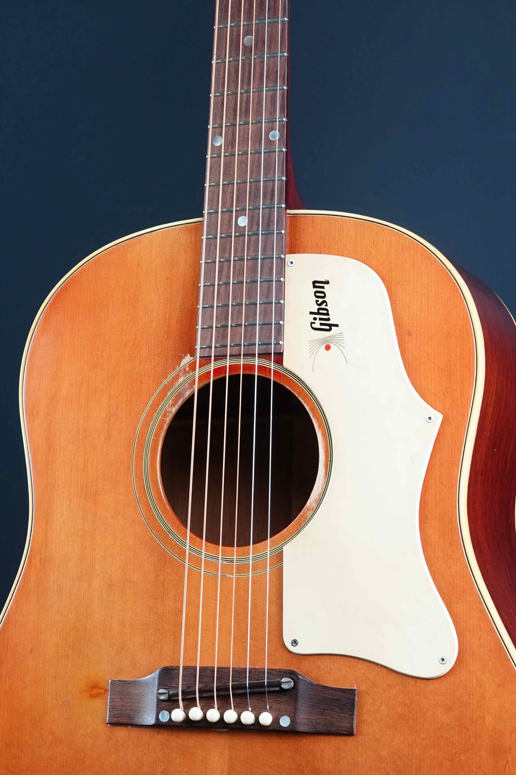 Gibson J-45 Standard [Cherry] - 楽器堂オンラインショップ