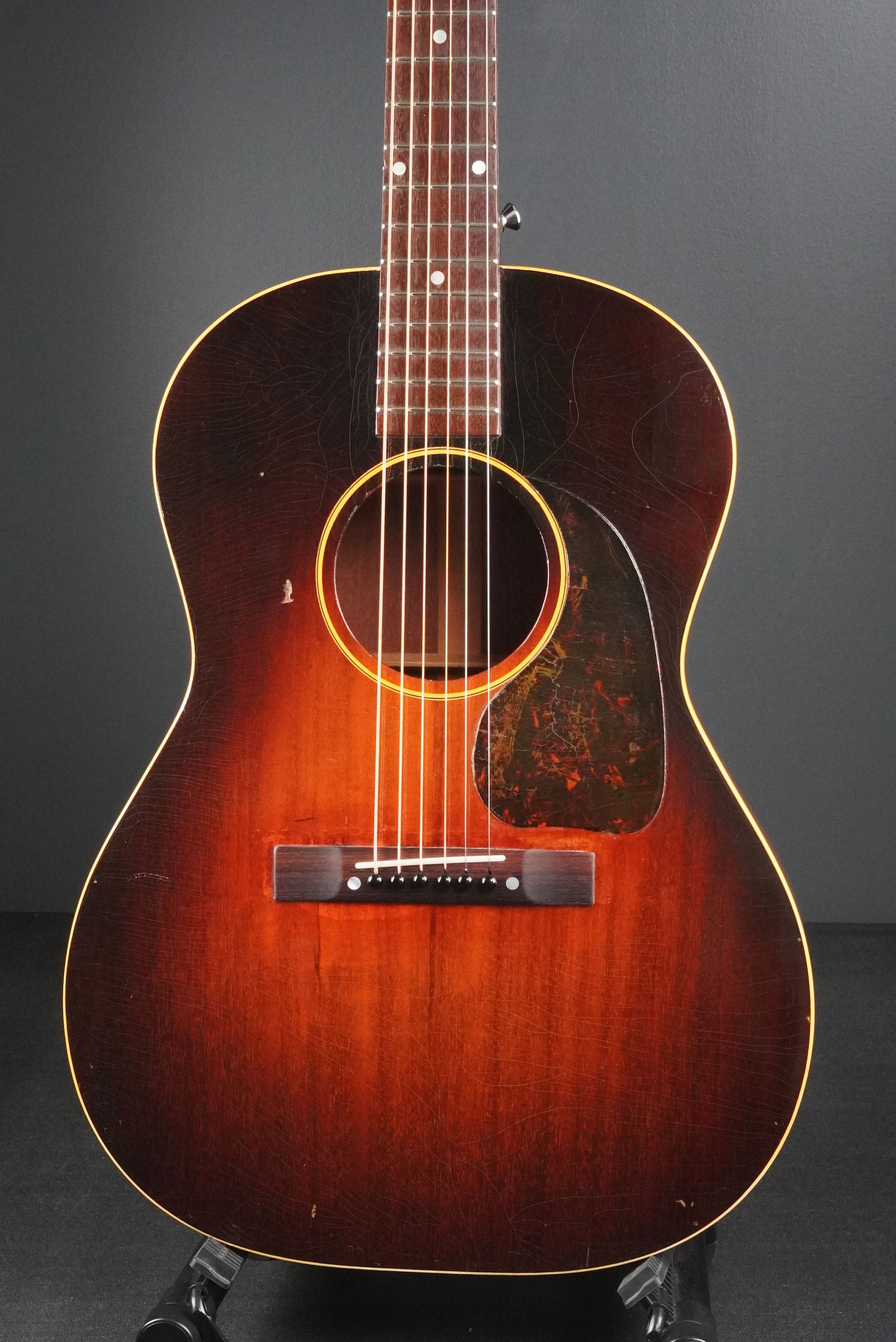 Gibson LG-2オマージュ品 gibsonではないです Gibson LG-2オマージュ品 gibsonではないです