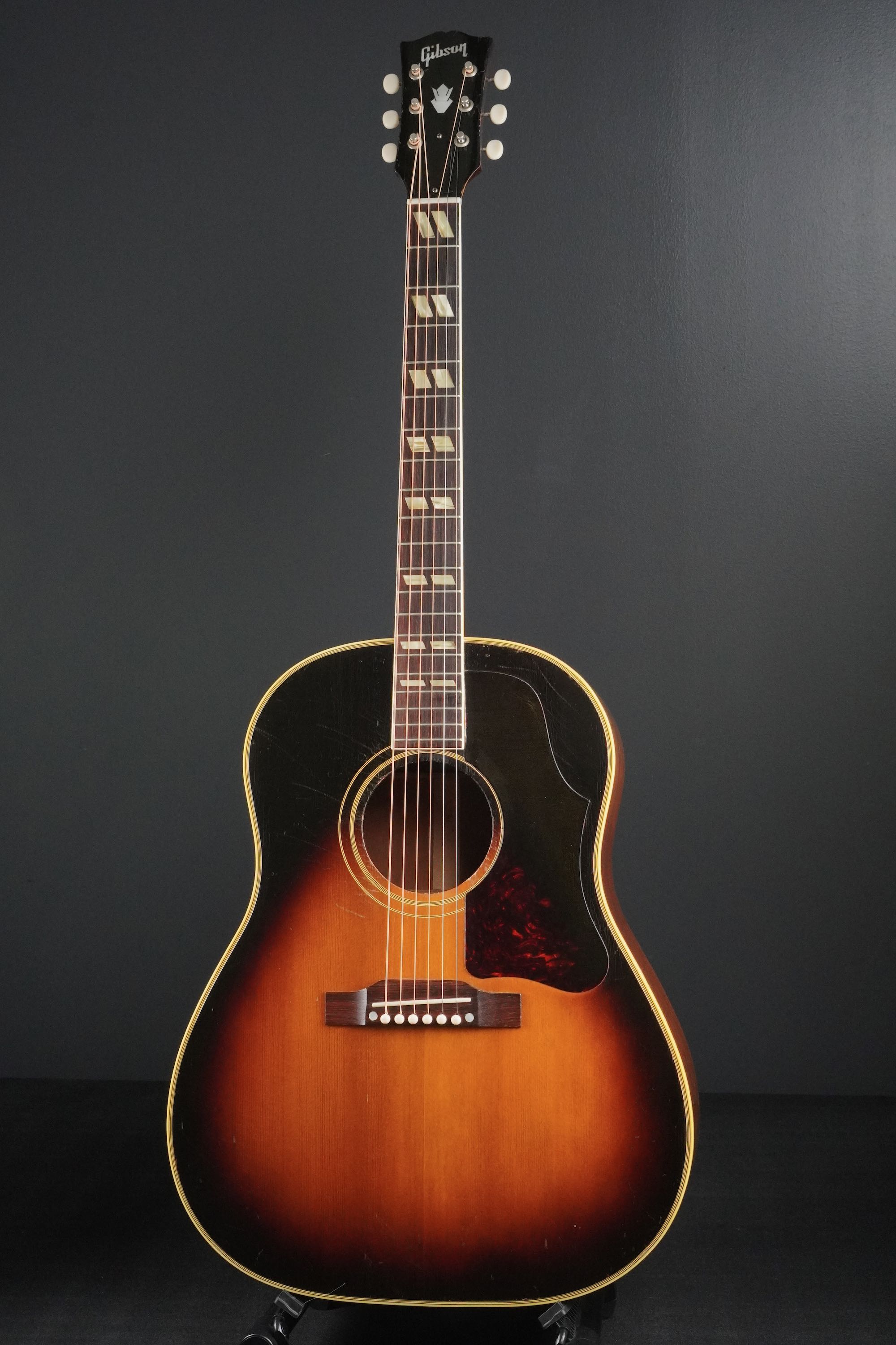 R★S様、専用。Gibson サザンジャンボ、ピックアップ付き、美品です。 Gibson Southern Jumbo|ドルフィンギターズ