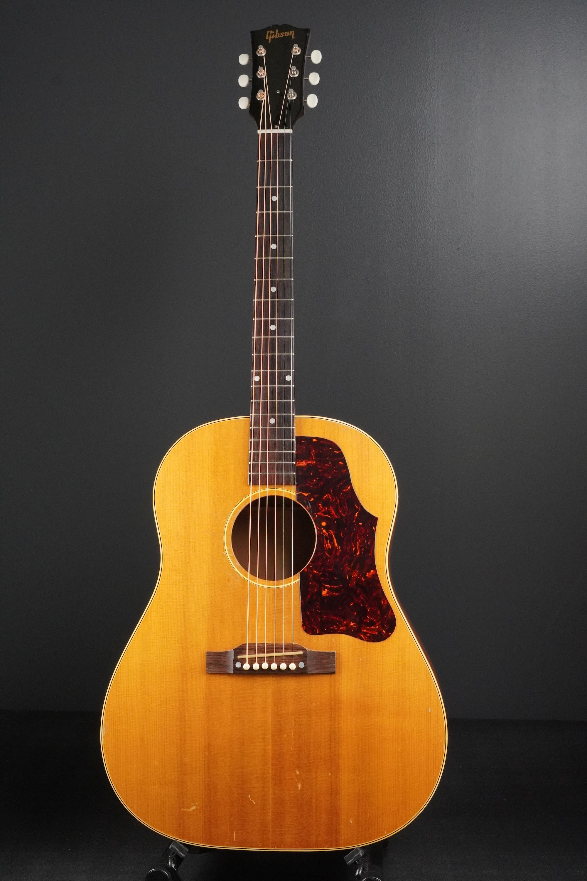 Gibson J-50 1967年製】60年代後半ならではの爽快な鳴り - Red