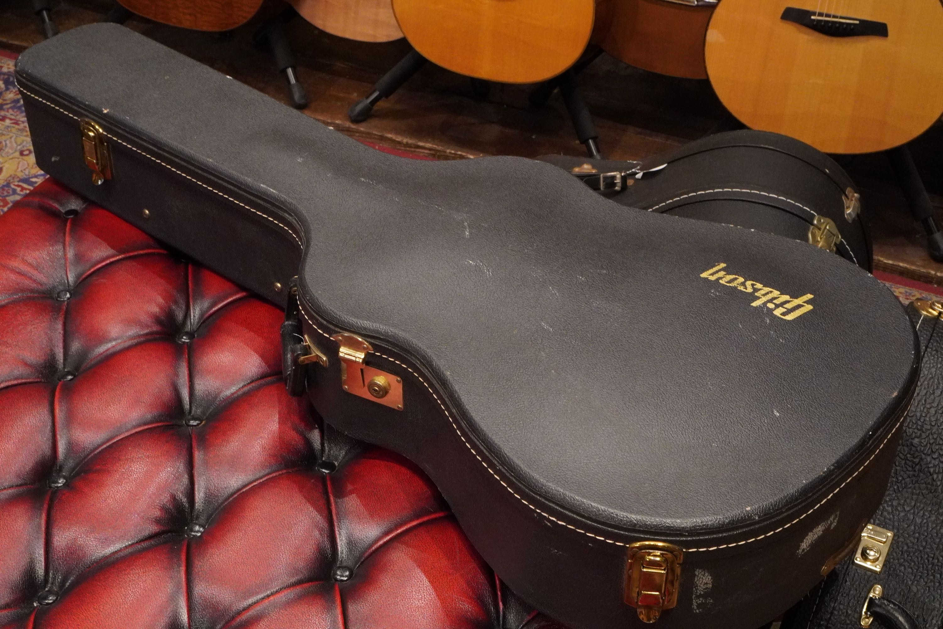 Gibson J-50 | 楽器詳細ページ [Blue-G]