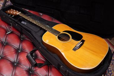 Martin D-28 極美品 Acoustic Guitar Martin & Co D-28 Natural S/N 1370104 | eBay