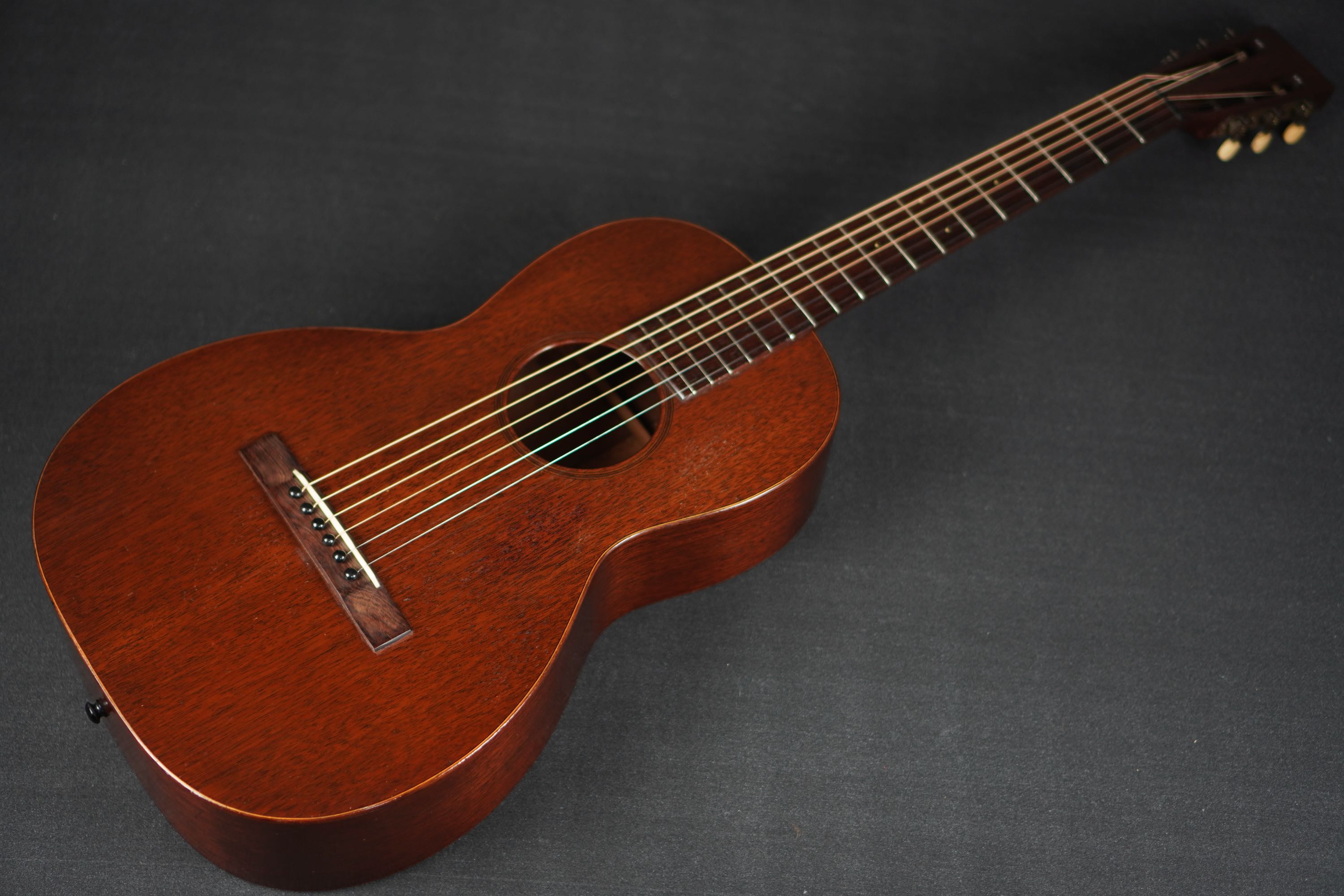 Martin 2-17 （1928年製） Martin 2-17 | 楽器詳細ページ [Blue-G]