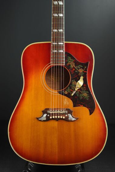 Gibson DOVE | 楽器詳細ページ [Blue-G]