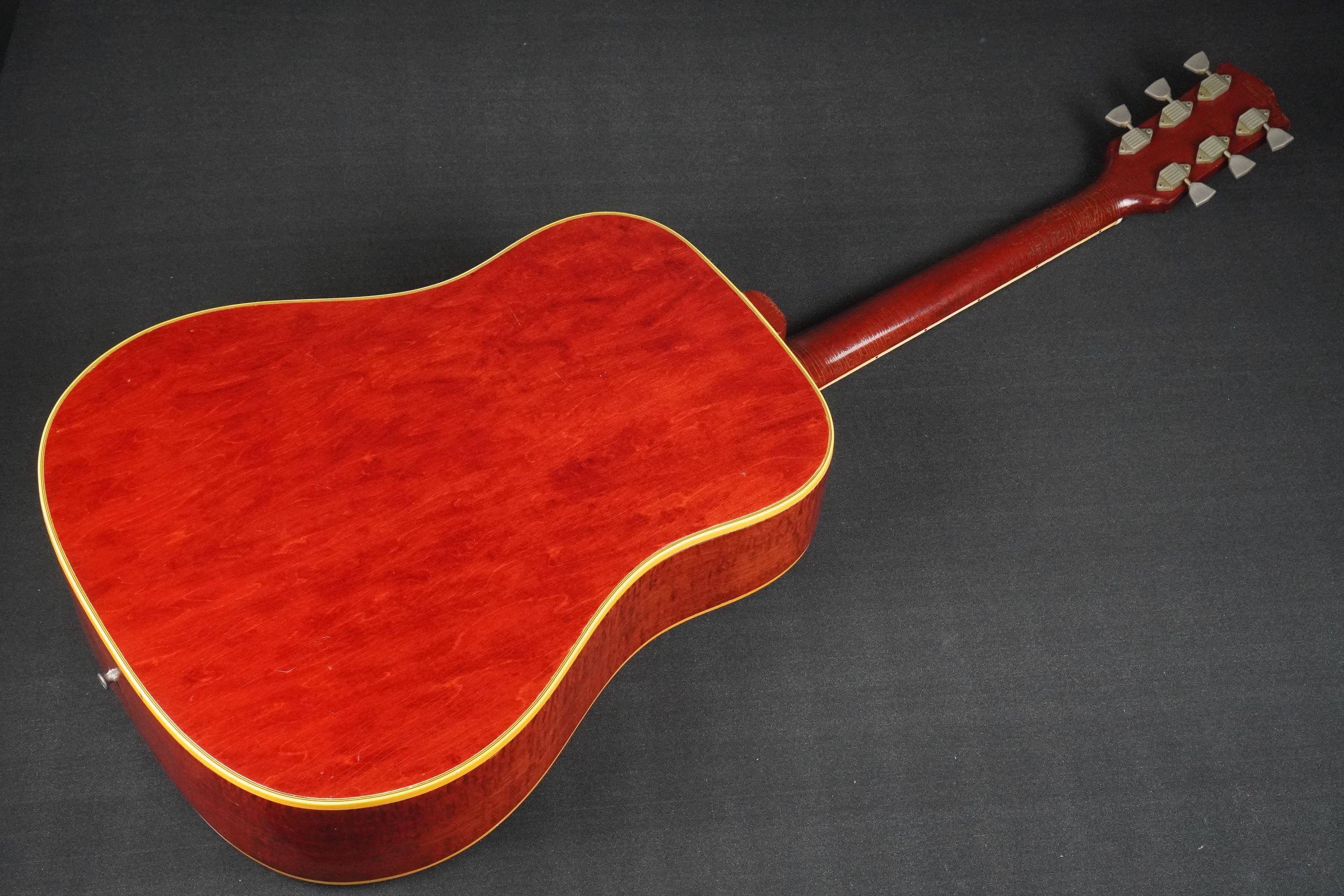 Gibson DOVE | 楽器詳細ページ [Blue-G]
