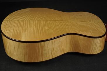 A.Kuwano Guitars（桑野亜矢喜） VL | 楽器詳細ページ [Blue-G]