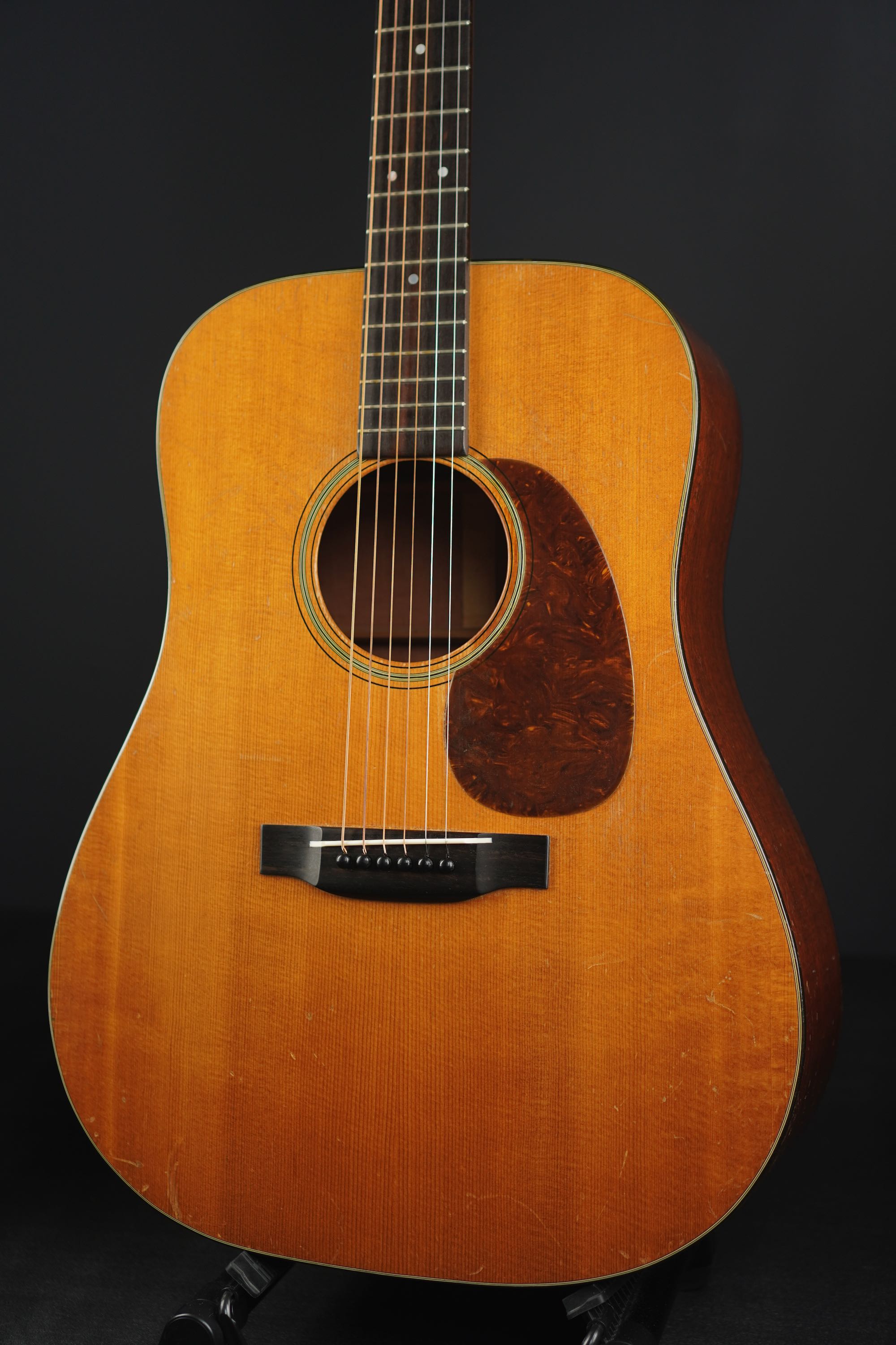 Martin D-18 | 楽器詳細ページ [Blue-G]