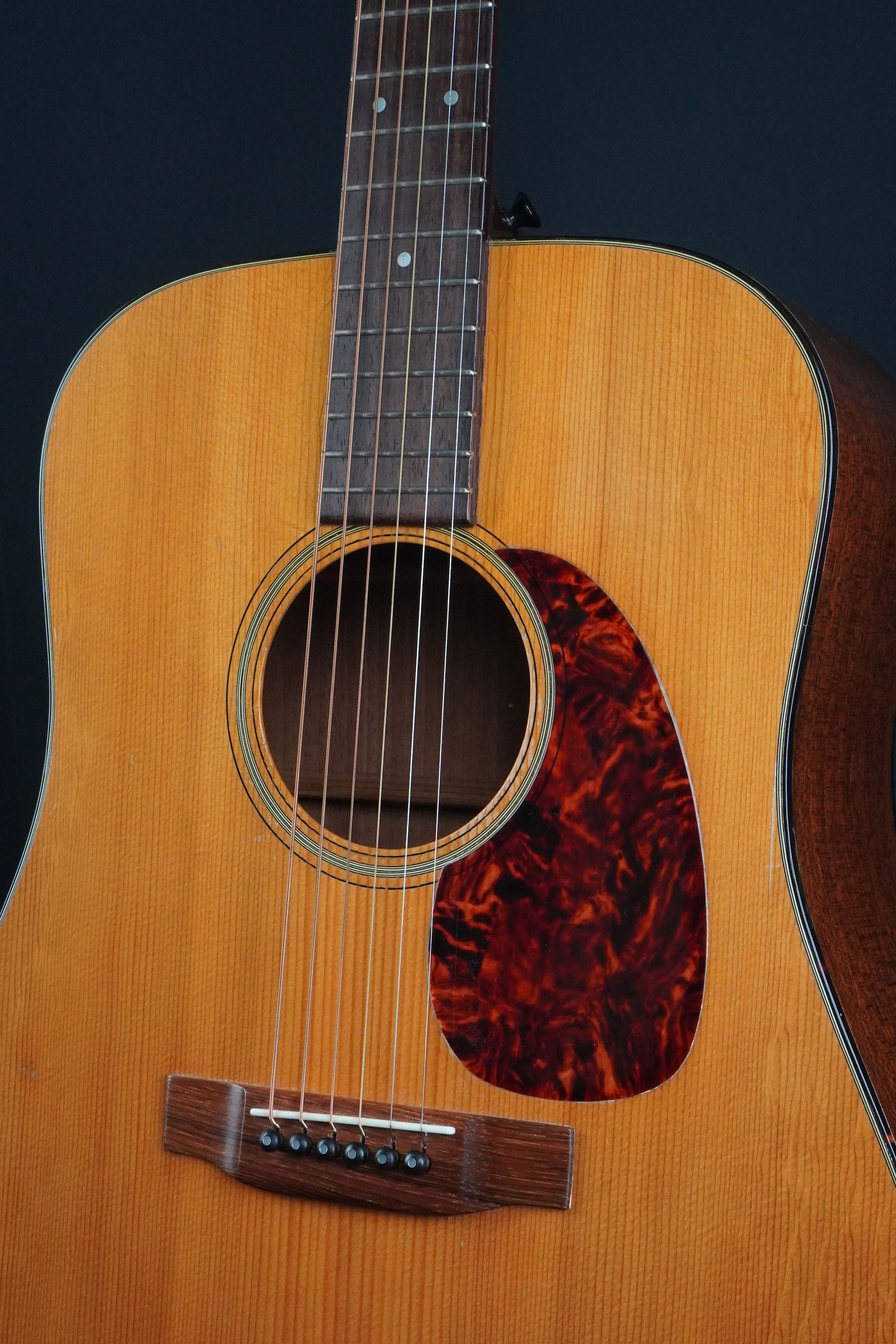 マーチン D18 C.F.Martin D-18|ドルフィンギターズ