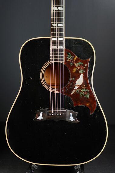 Gibson DOVE | 楽器詳細ページ [Blue-G]