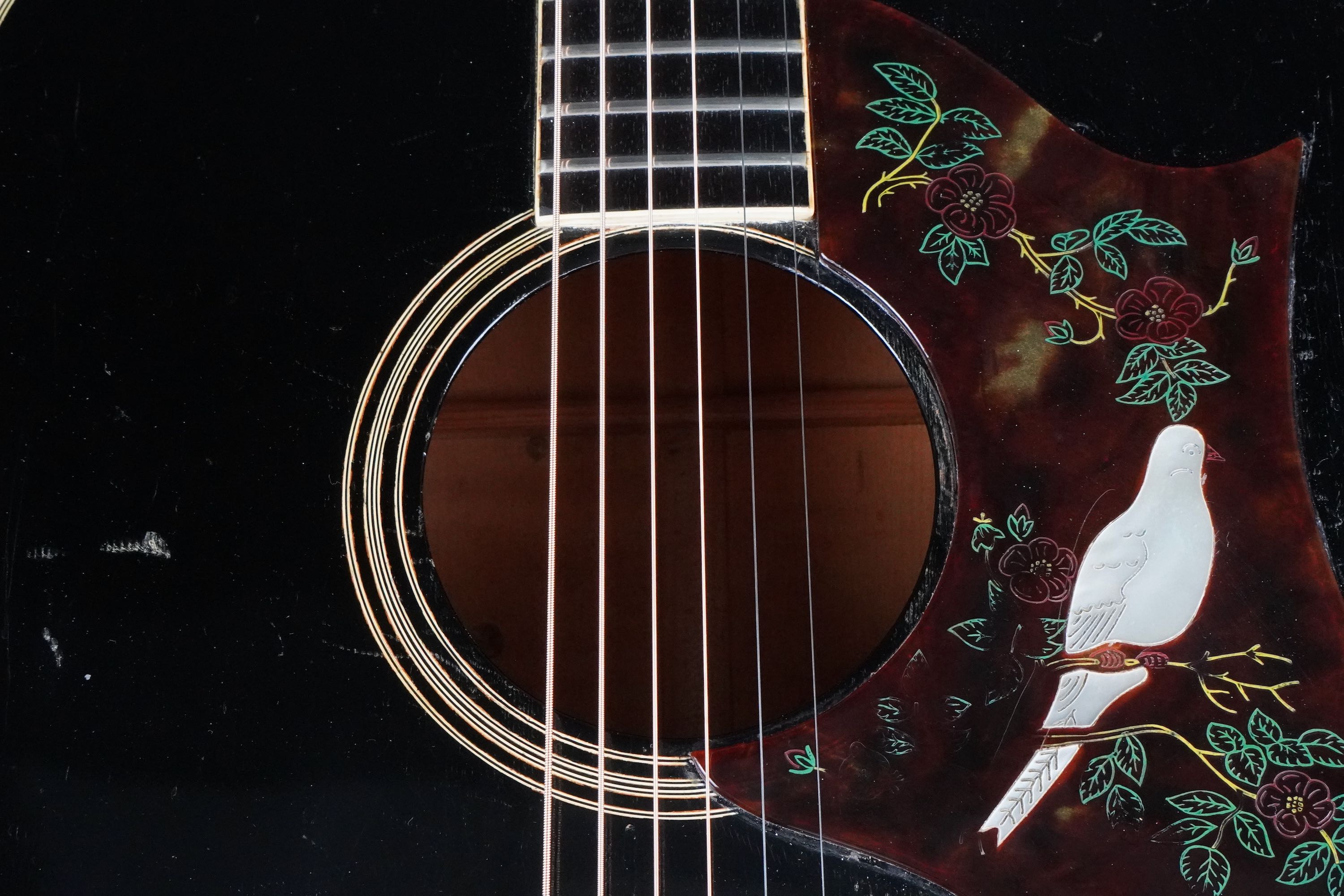 Gibson DOVE | 楽器詳細ページ [Blue-G]