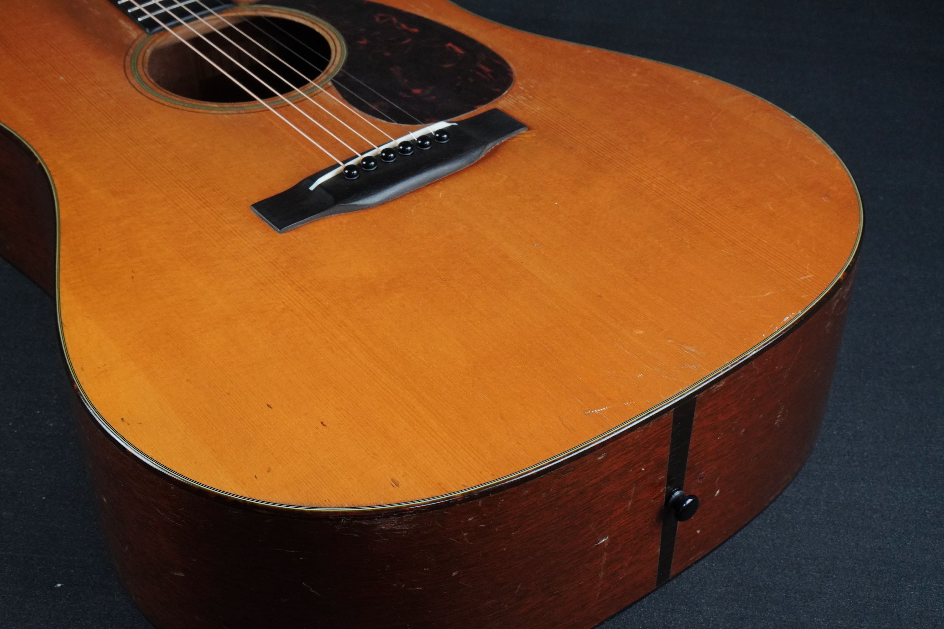 Martin D-18 | 楽器詳細ページ [Blue-G]