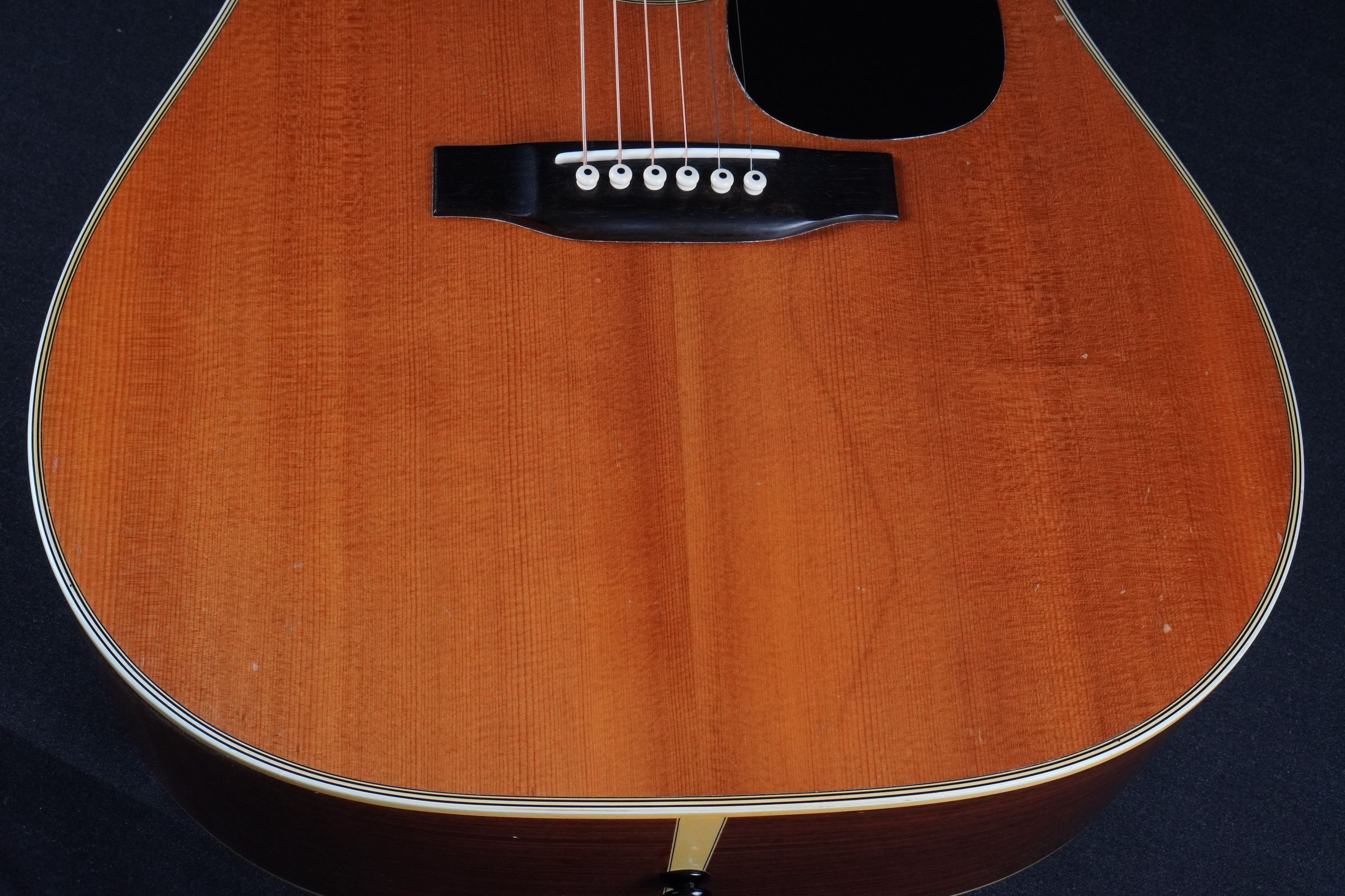 Martin D-28 | 楽器詳細ページ [Blue-G]