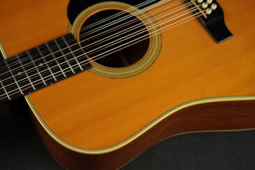 ハン　Martin D-12-28 美品　【ハードケース付き】 ハン様専用 Martin D-12-28 美品 【ハードケース付き】