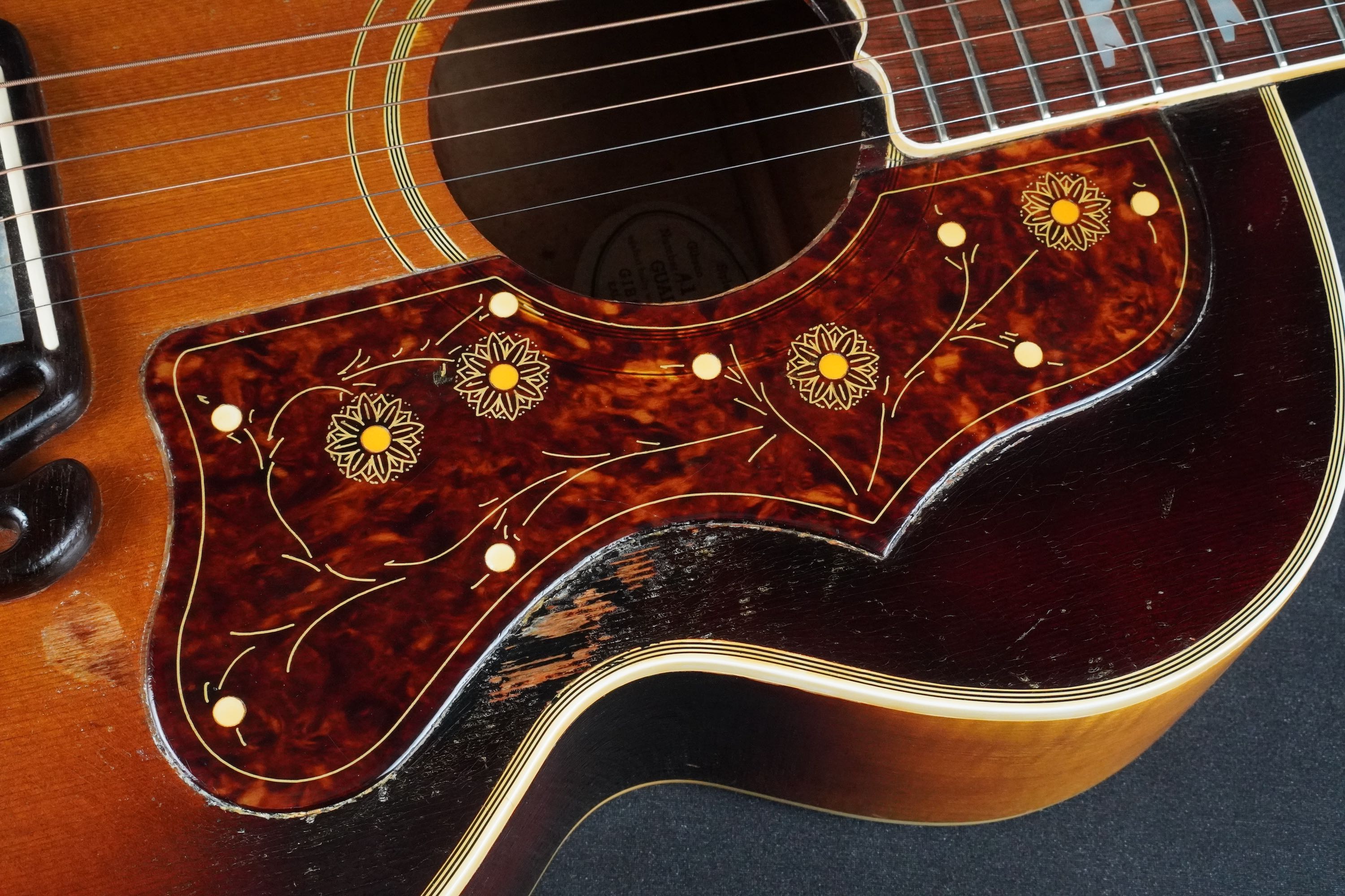 Gibson J-200 | 楽器詳細ページ [Blue-G]