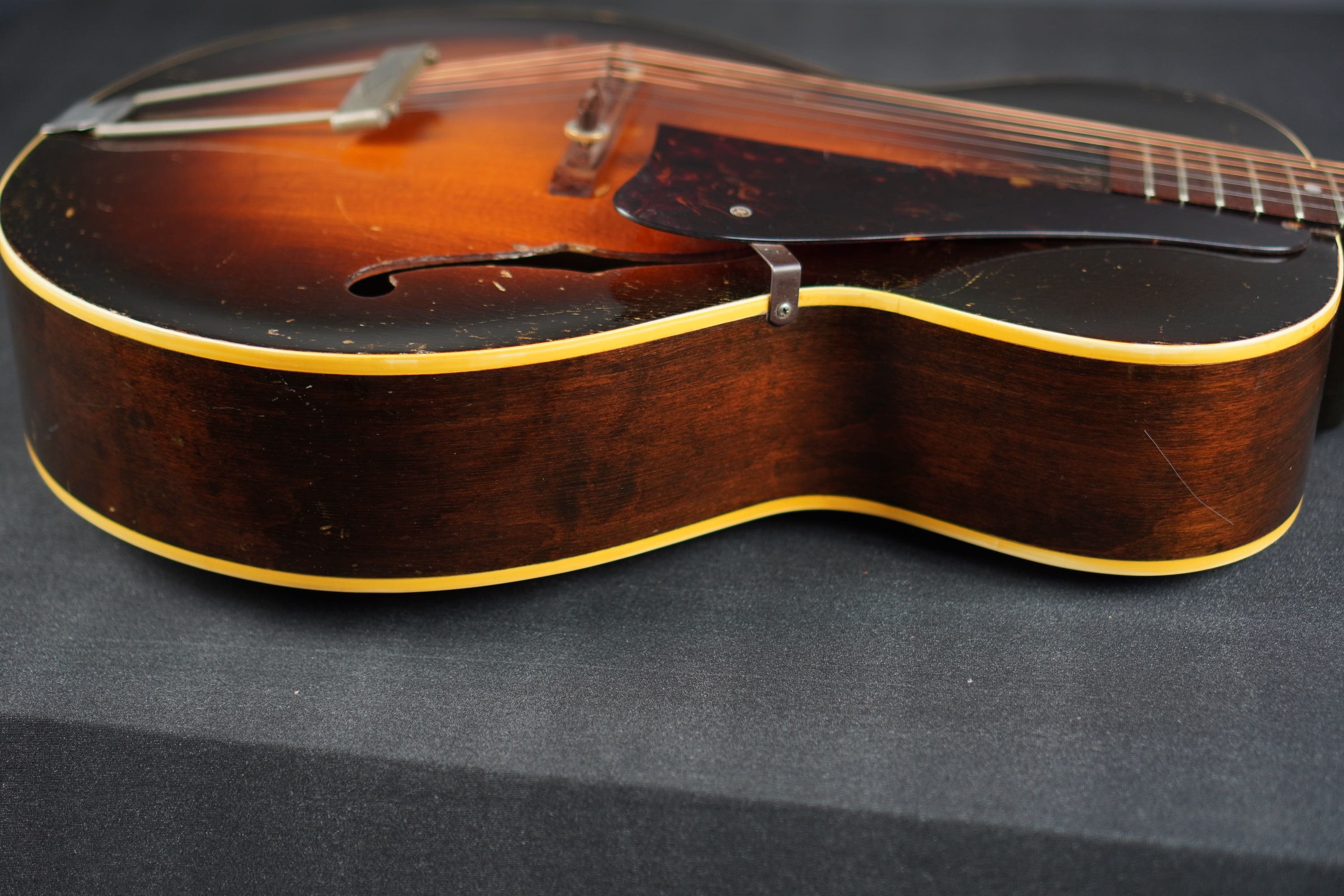 Gibson L-48 | 楽器詳細ページ [Blue-G]