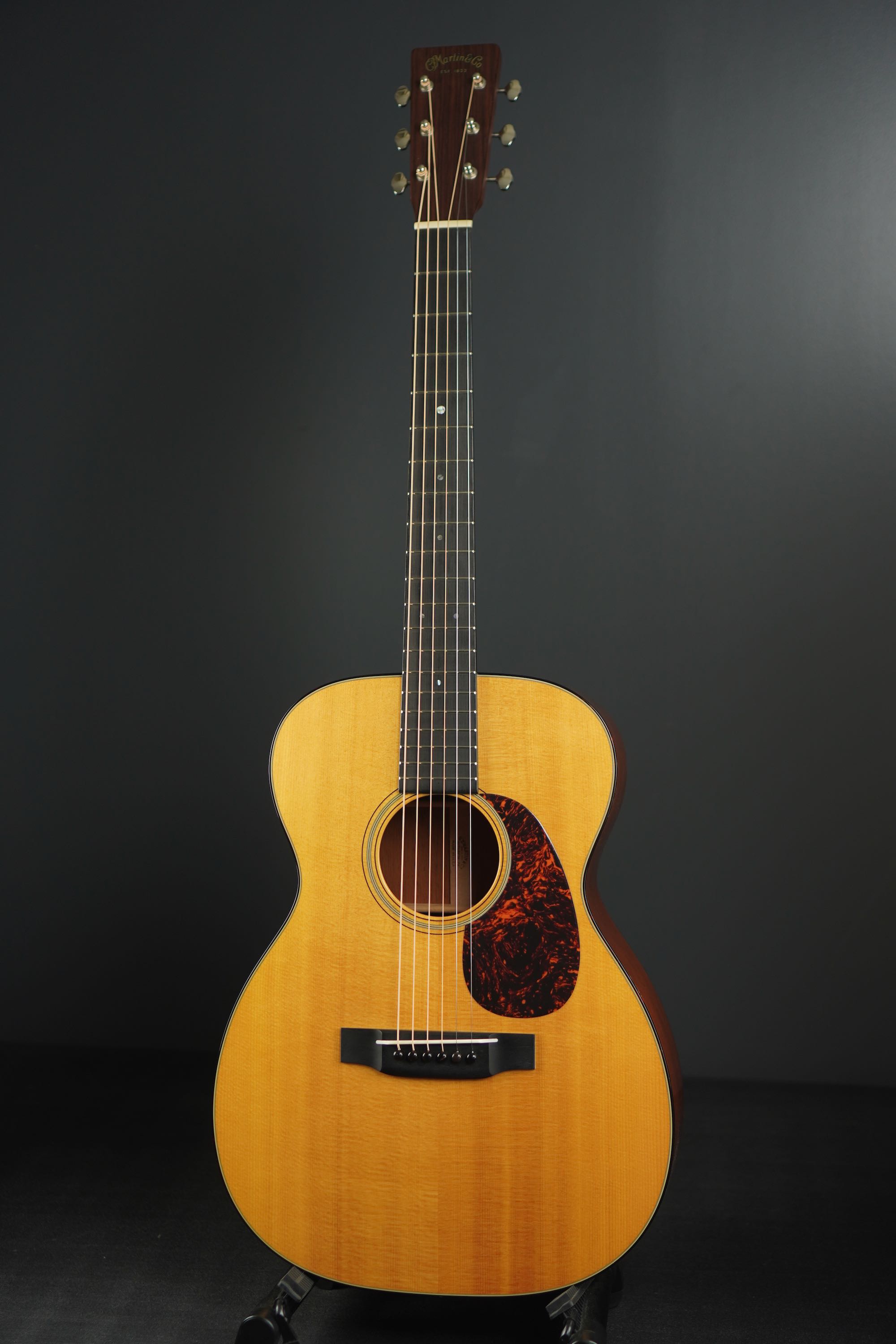 Martin 00-18V | 楽器詳細ページ [Blue-G]