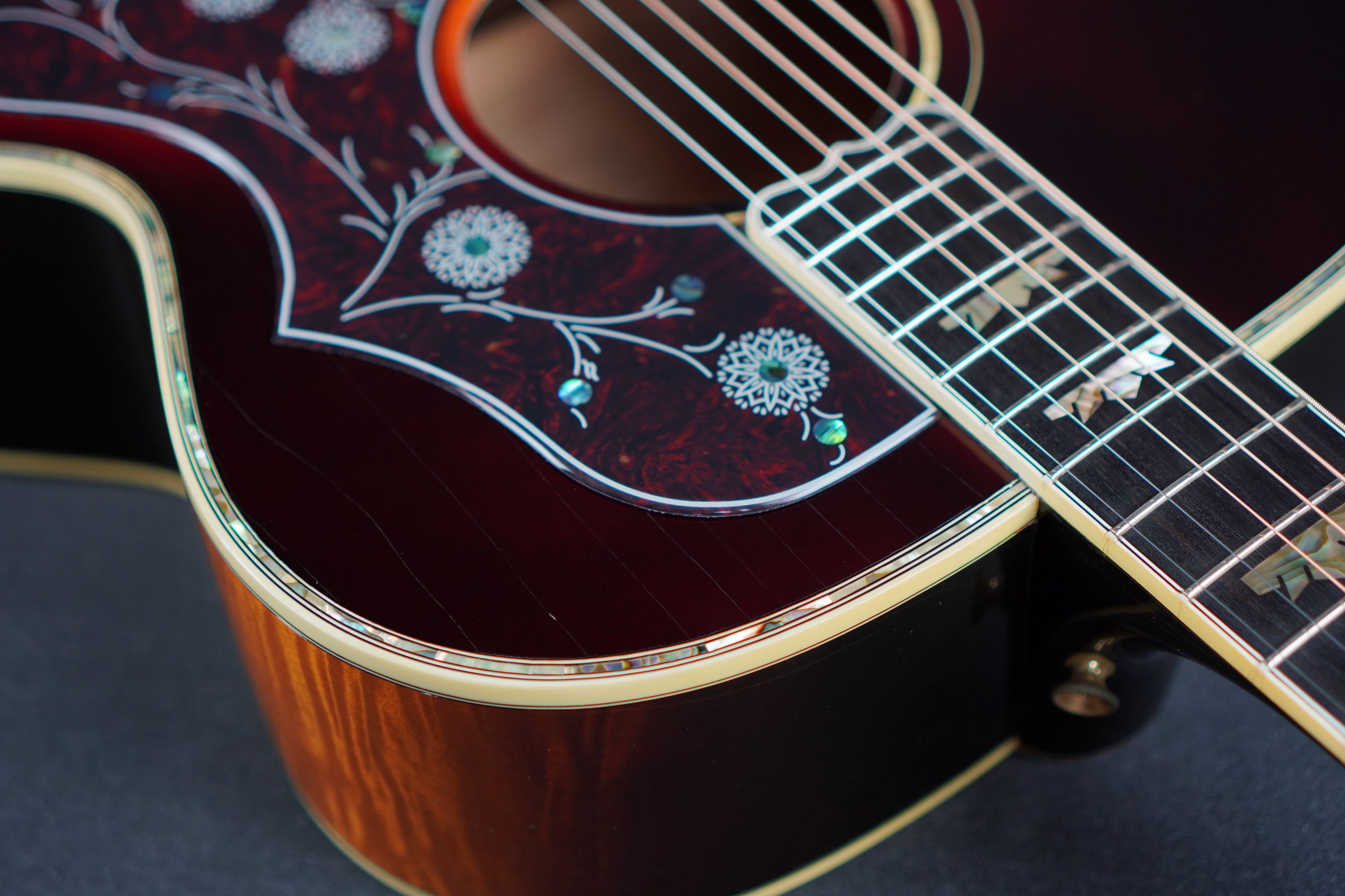 Gibson J-200 Deluxe | 楽器詳細ページ [Blue-G]